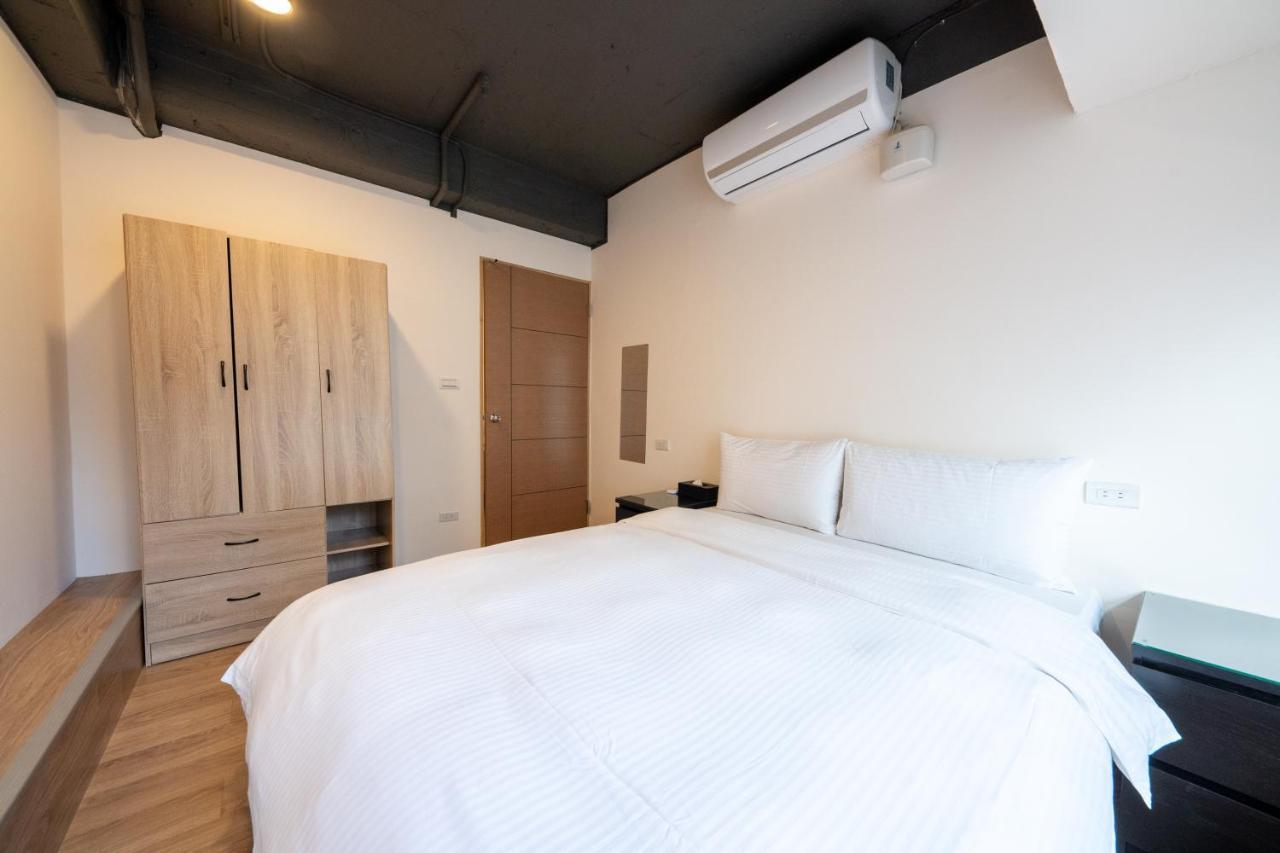 Hotelshere - Ximen Taipei Exterior photo